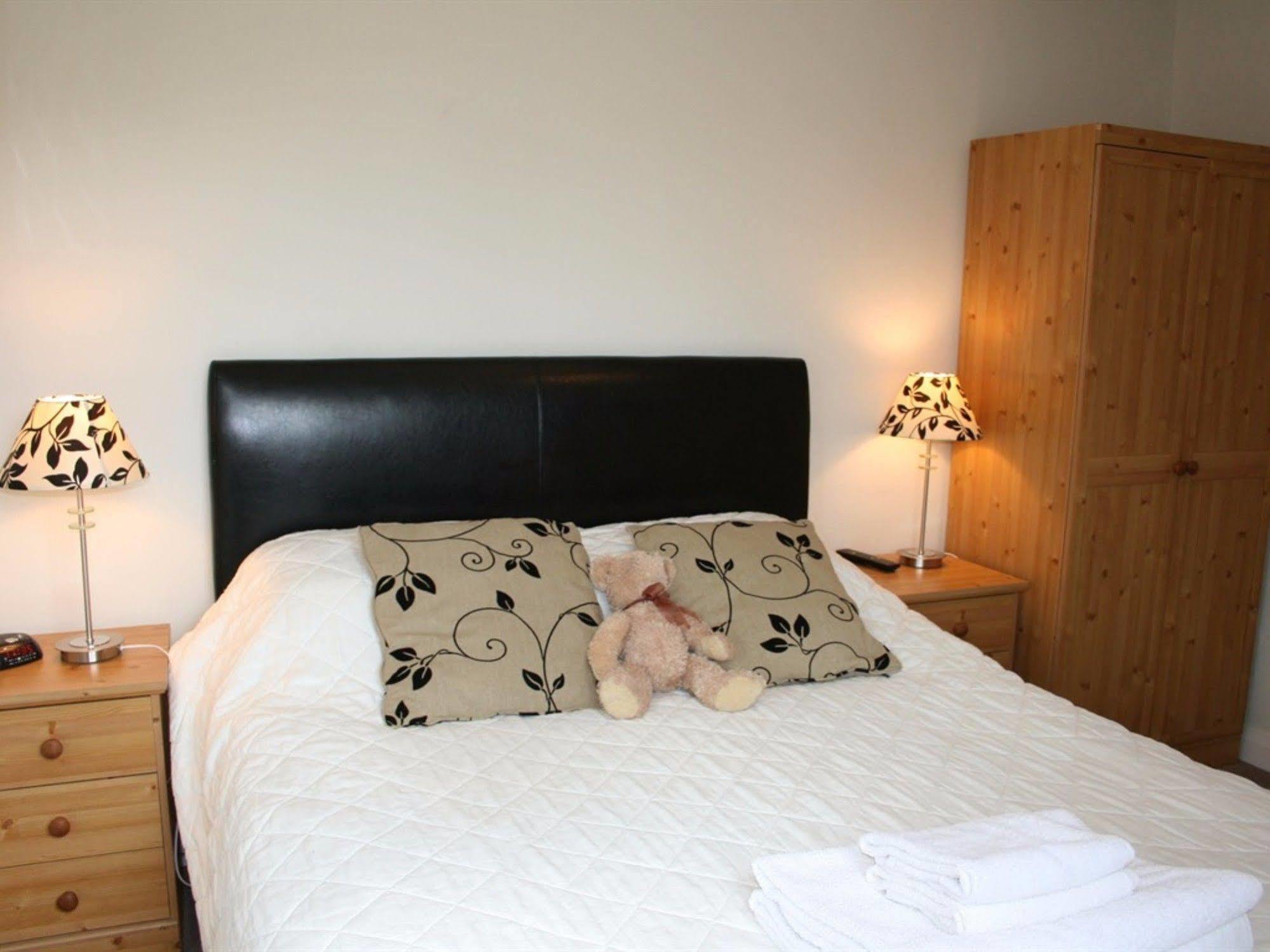 יורק The Manor Guest House מראה חיצוני תמונה